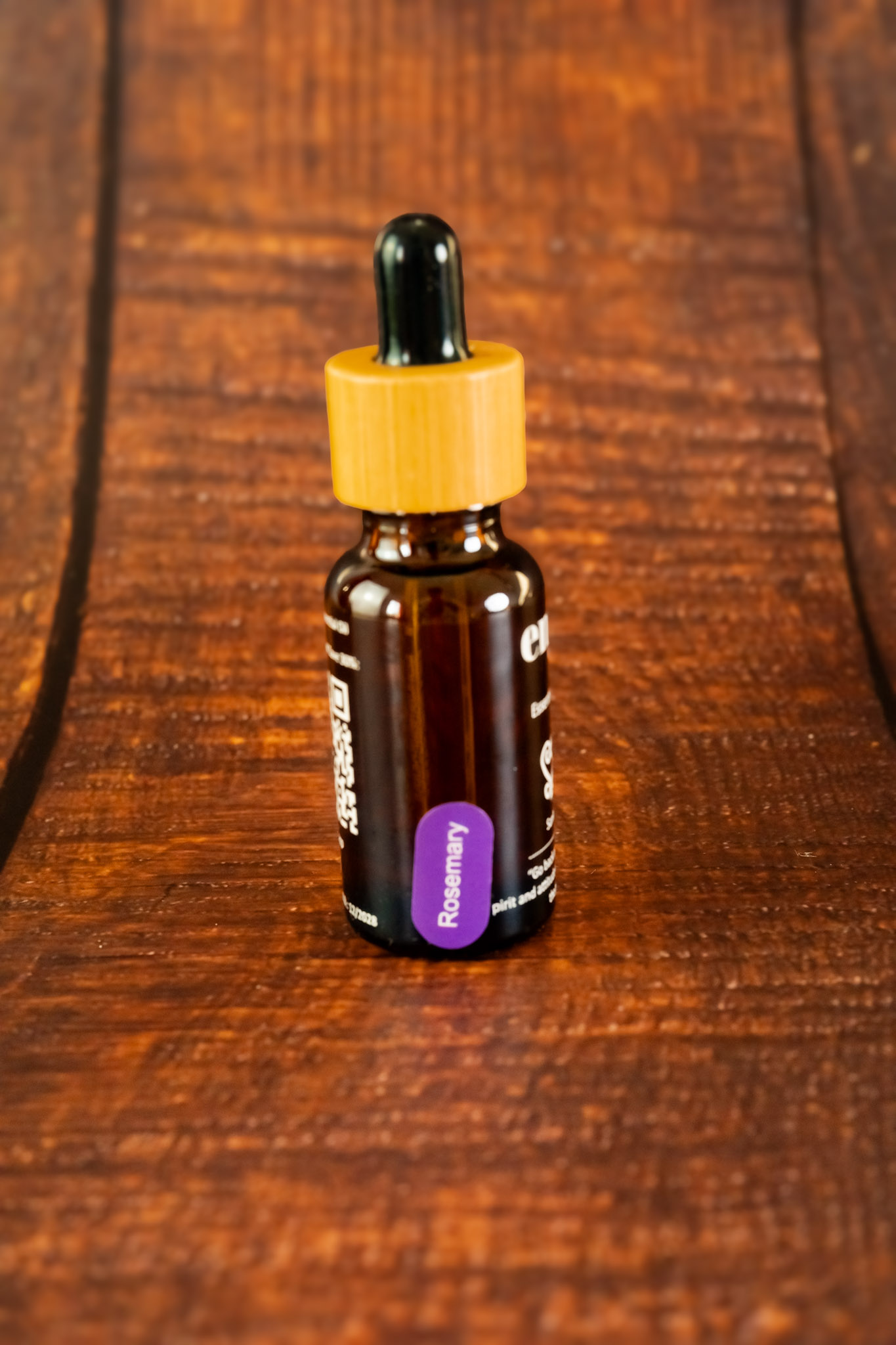 rosemary essential oil