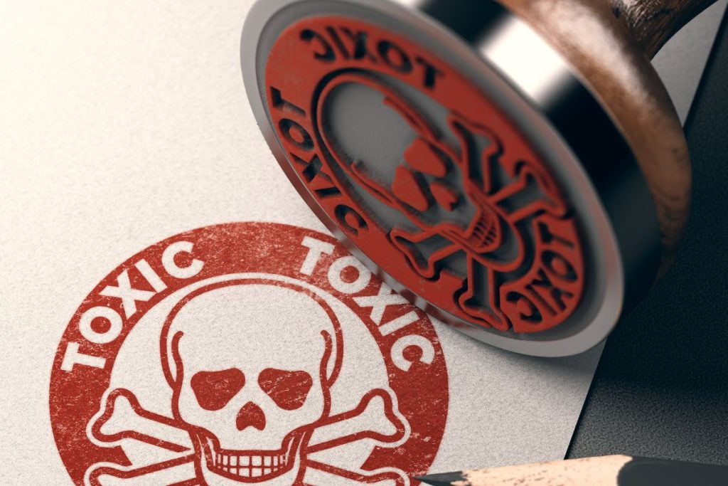 toxic cosmetics